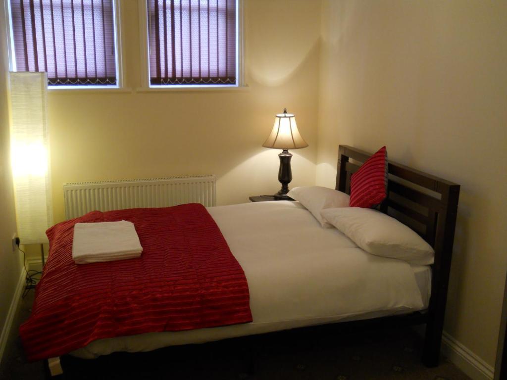 Double Room with Shared Bathroom